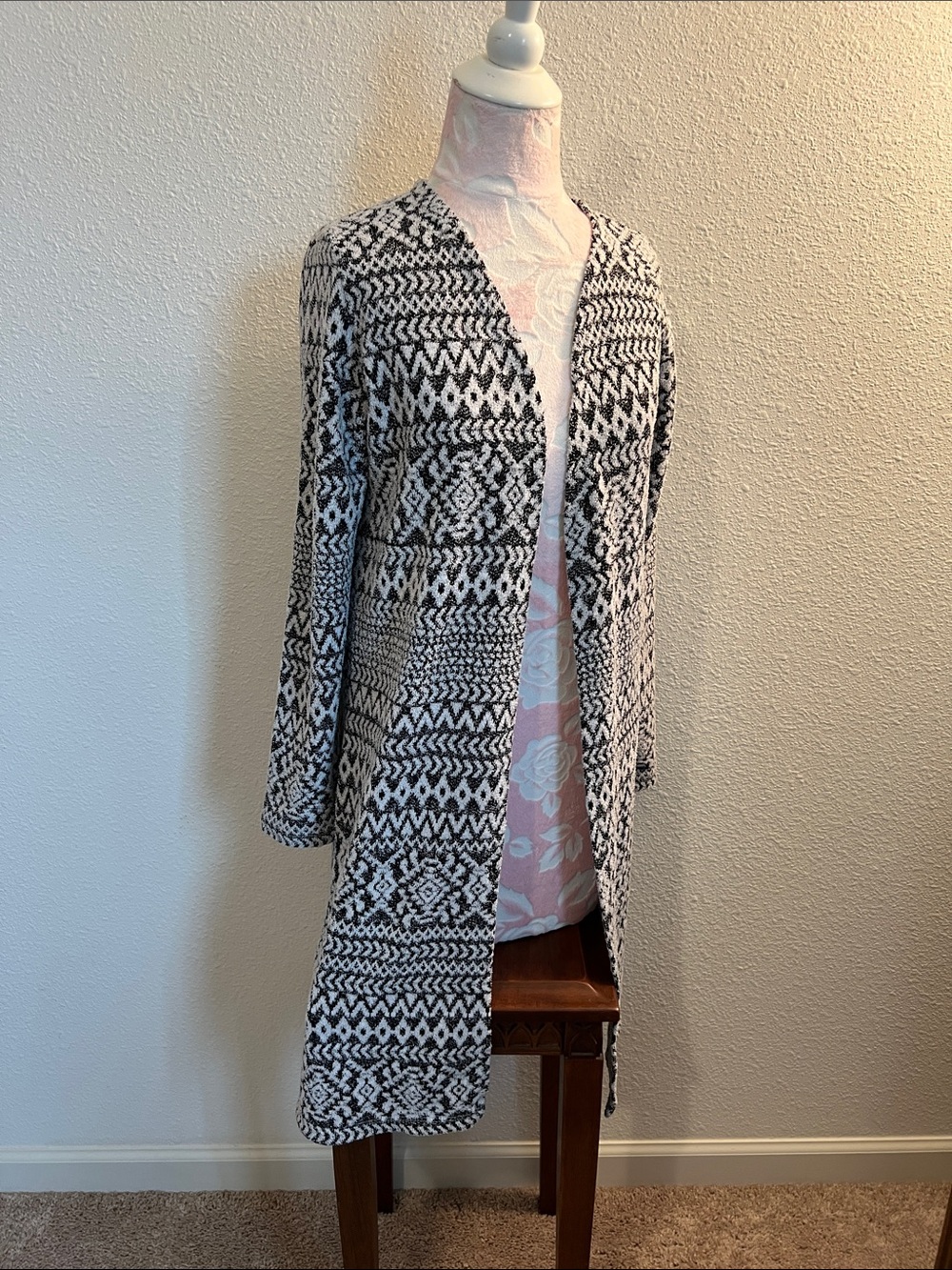 Maurices Black and White Geometric Open-Front Cardigan